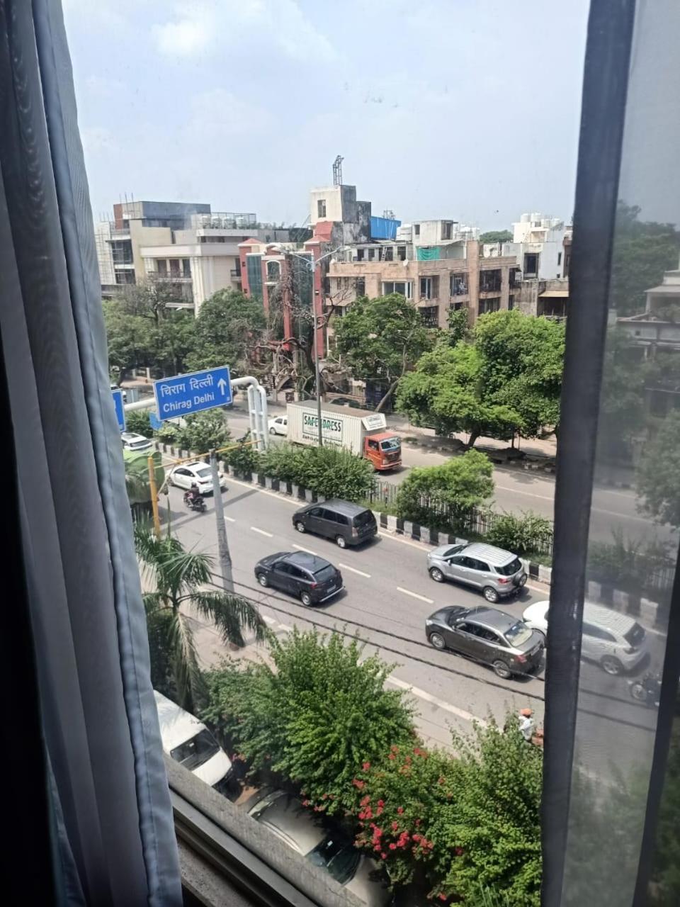 Rockland Hotel, C.R Park New Delhi Exterior foto